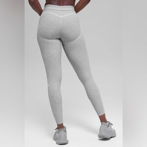 ALO Yoga Light Gray High-Waist Seamless Leggings
